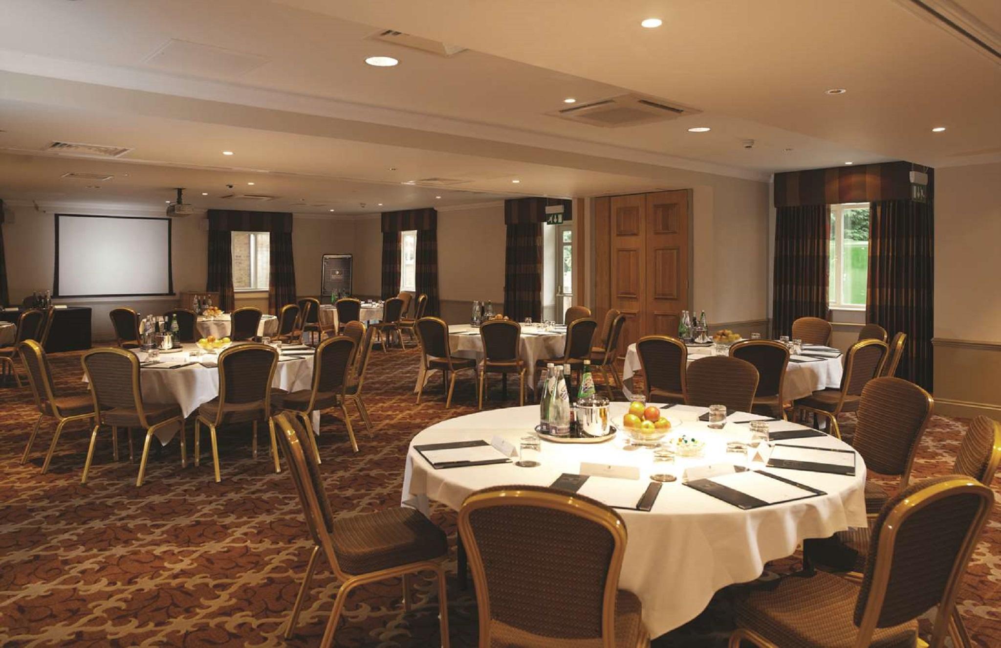 Macdonald Frimley Hall Hotel y Spa Camberley Exterior foto
