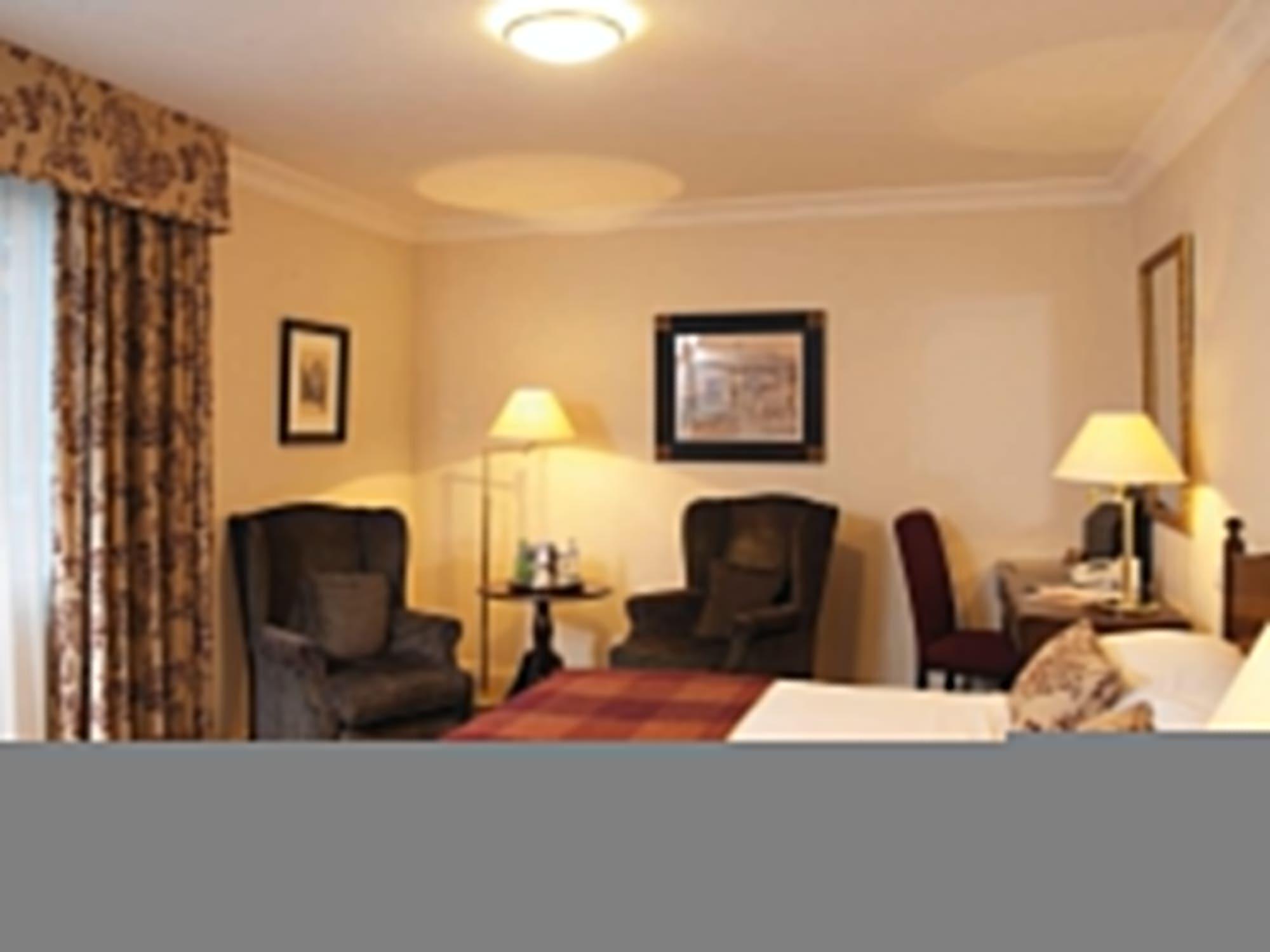 Macdonald Frimley Hall Hotel y Spa Camberley Habitación foto